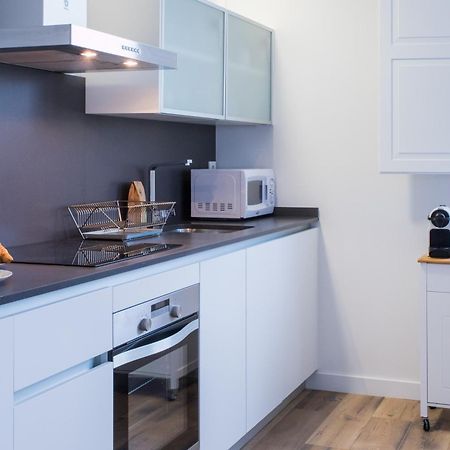 Apartamentos Almada Zaragoza Exteriör bild